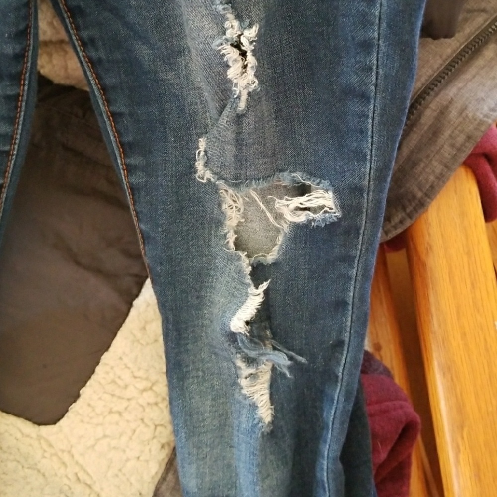 Jeans - Picture 2 of 3